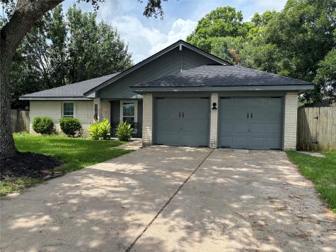 2930 Bentley Court Pearland TX 77584