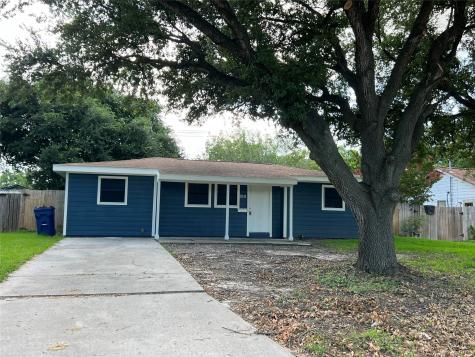 318 14th Street N Texas City TX 77590