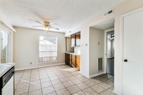 3118 Dickinson Avenue 6 Dickinson TX 77539