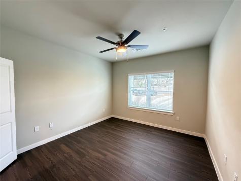 2102 Antoine Drive 3p63302 Houston TX 77055