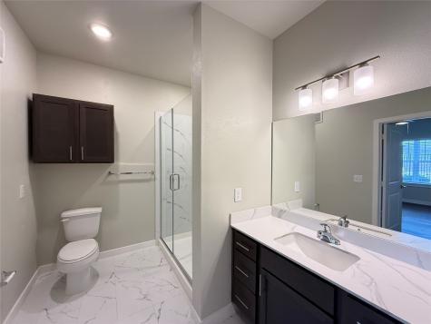 2102 Antoine Drive 3p63302 Houston TX 77055