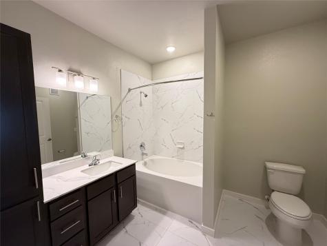 2102 Antoine Drive 3p63302 Houston TX 77055