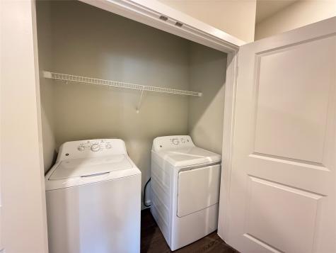 2102 Antoine Drive 3p63302 Houston TX 77055