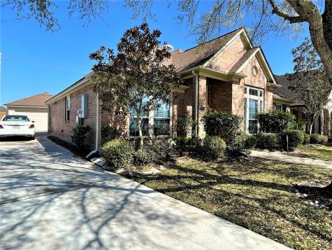 1854 Silent Shore Court League City TX 77573