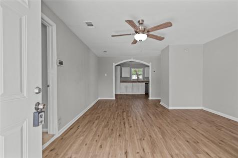 5931 Southville Street Houston TX 77033