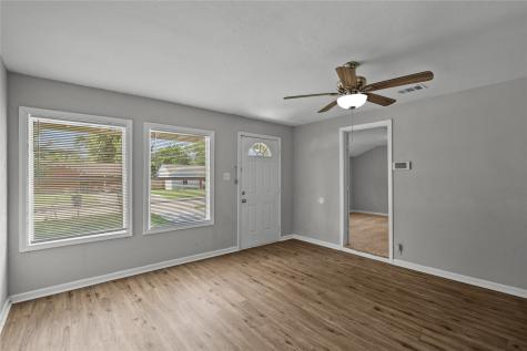 5931 Southville Street Houston TX 77033