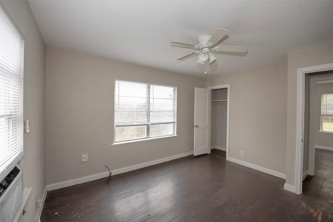 1211 1st Avenue N Texas City TX 77590