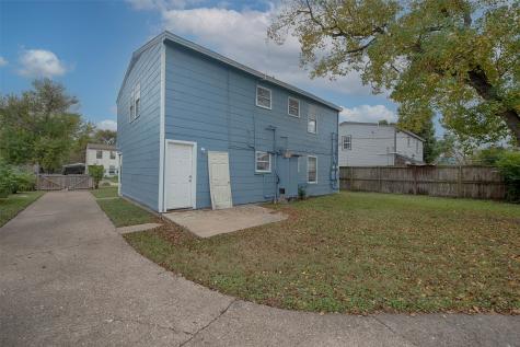 1211 1st Avenue N Texas City TX 77590