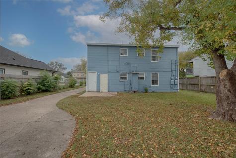 1211 1st Avenue N Texas City TX 77590