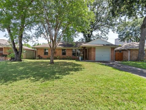 1039 W 30th Street Houston TX 77018
