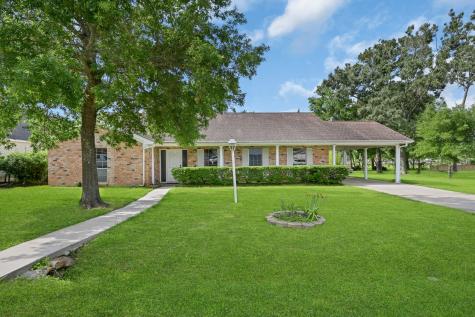 19 Bay Harbor Drive La Porte TX 77571