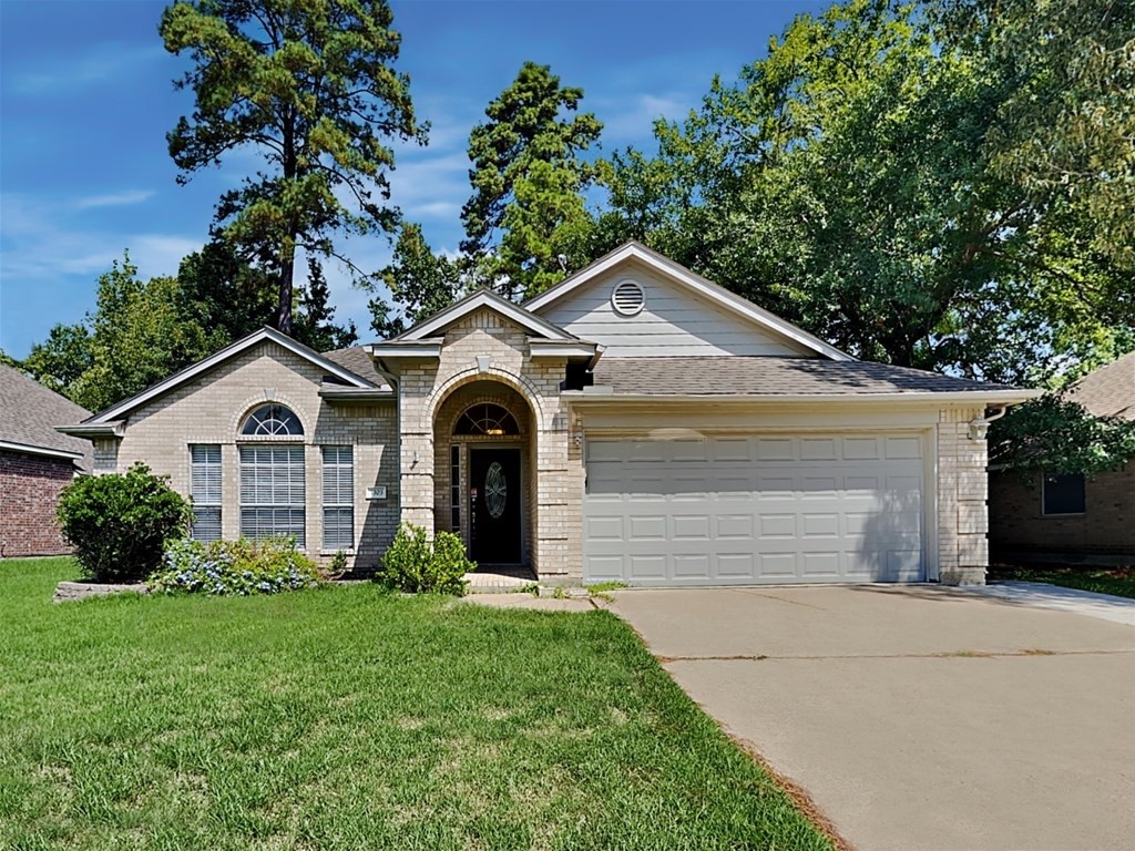 3303 Fitzgerald Drive Montgomery TX 77356