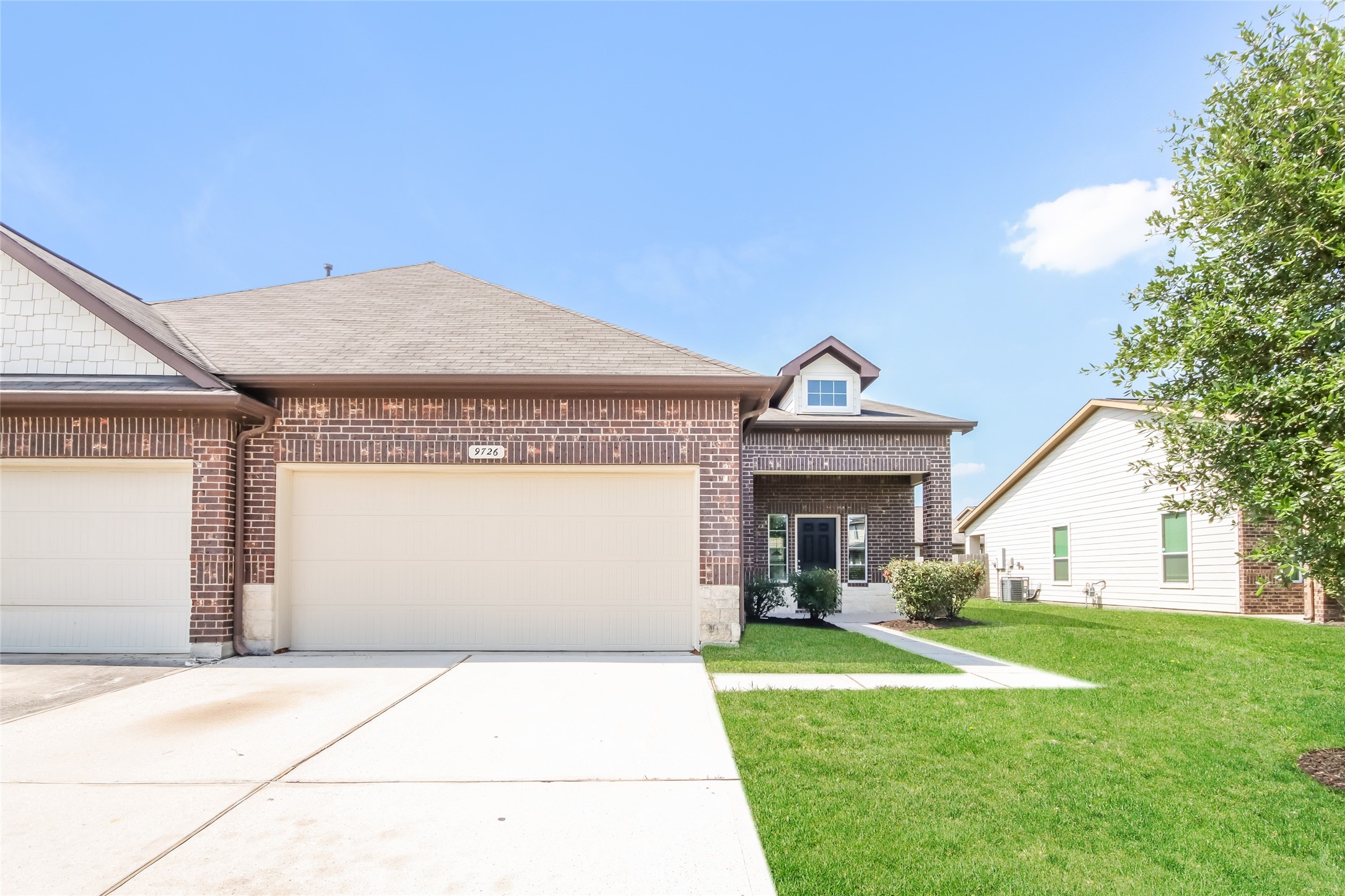 9726 Elia Court Houston TX 77044