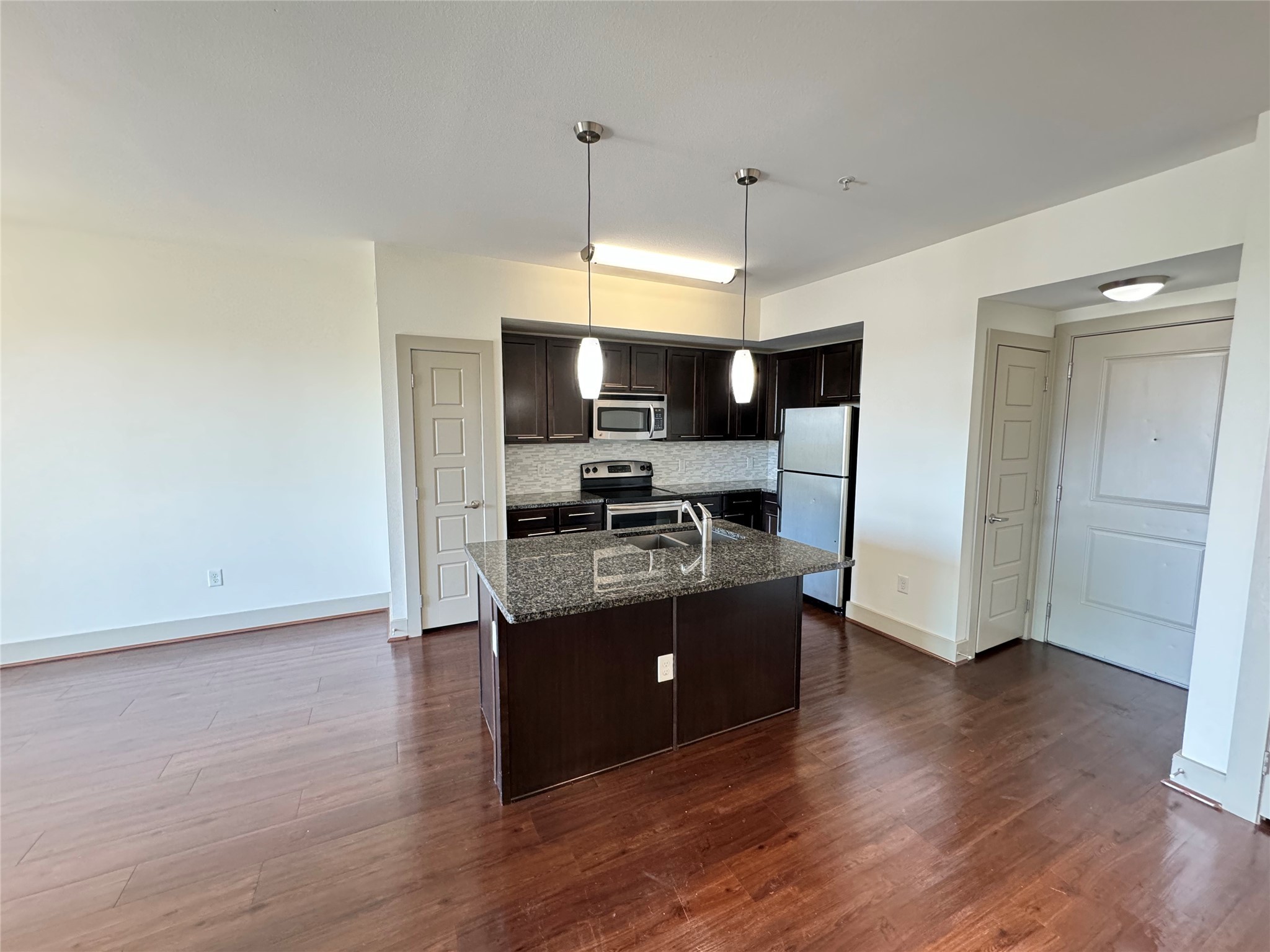 145 Heights Boulevard 10b.447 Houston TX 77007