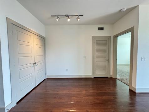 145 Heights Boulevard 10b.447 Houston TX 77007