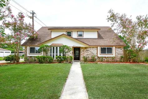 8910 Sandstone Street Houston TX 77036