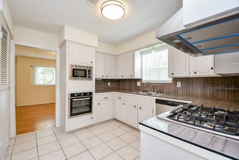 8910 Sandstone Street Houston TX 77036