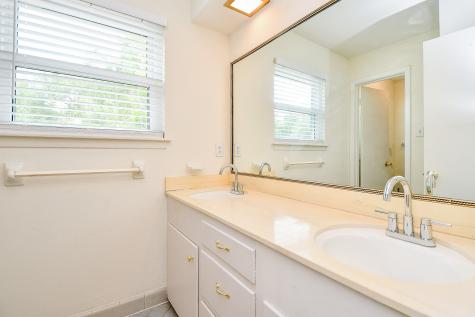 8910 Sandstone Street Houston TX 77036
