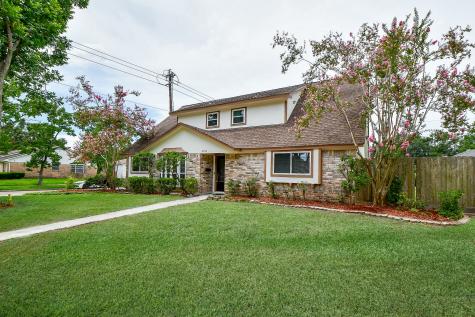 8910 Sandstone Street Houston TX 77036