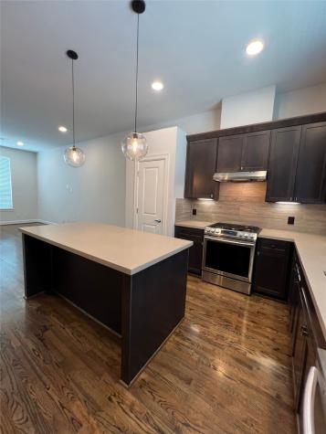 942 W 18th Street Houston TX 77008