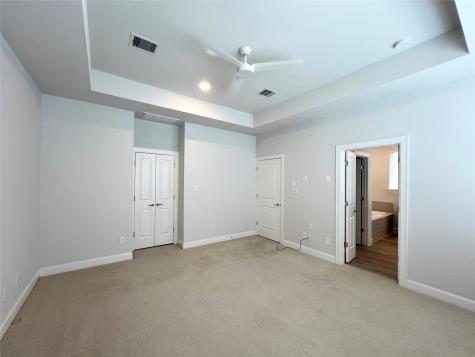 942 W 18th Street Houston TX 77008