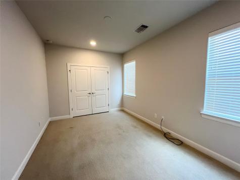 942 W 18th Street Houston TX 77008