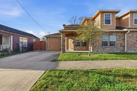 2906 Anita B Houston TX 77004