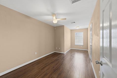 2906 Anita B Houston TX 77004