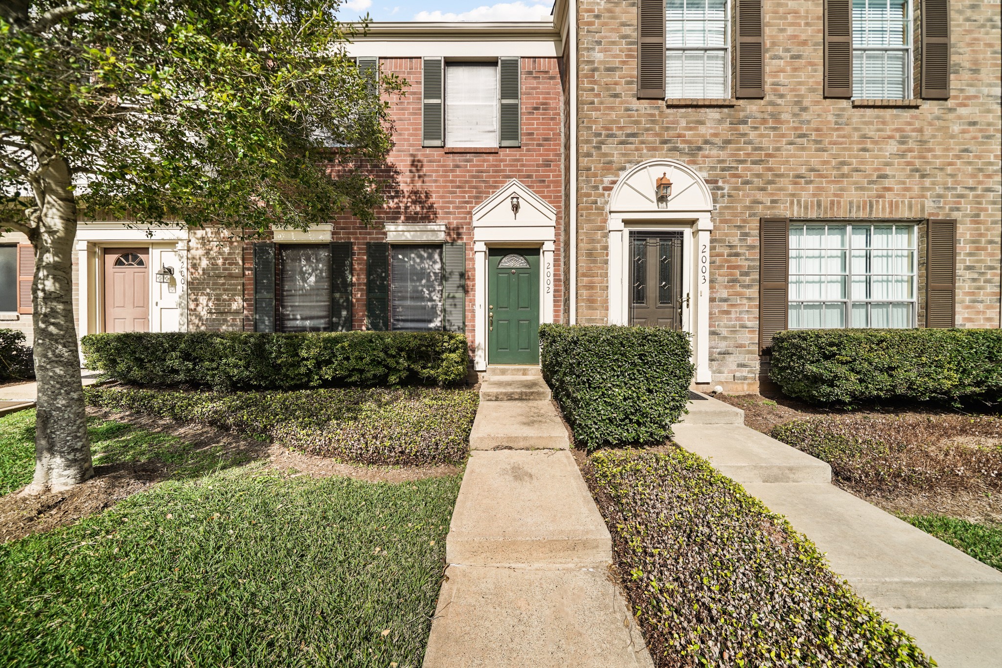 2930 Grants Lake Boulevard 2002 Sugar Land TX 77479