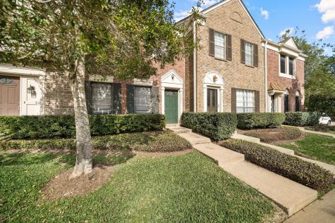 2930 Grants Lake Boulevard 2002 Sugar Land TX 77479