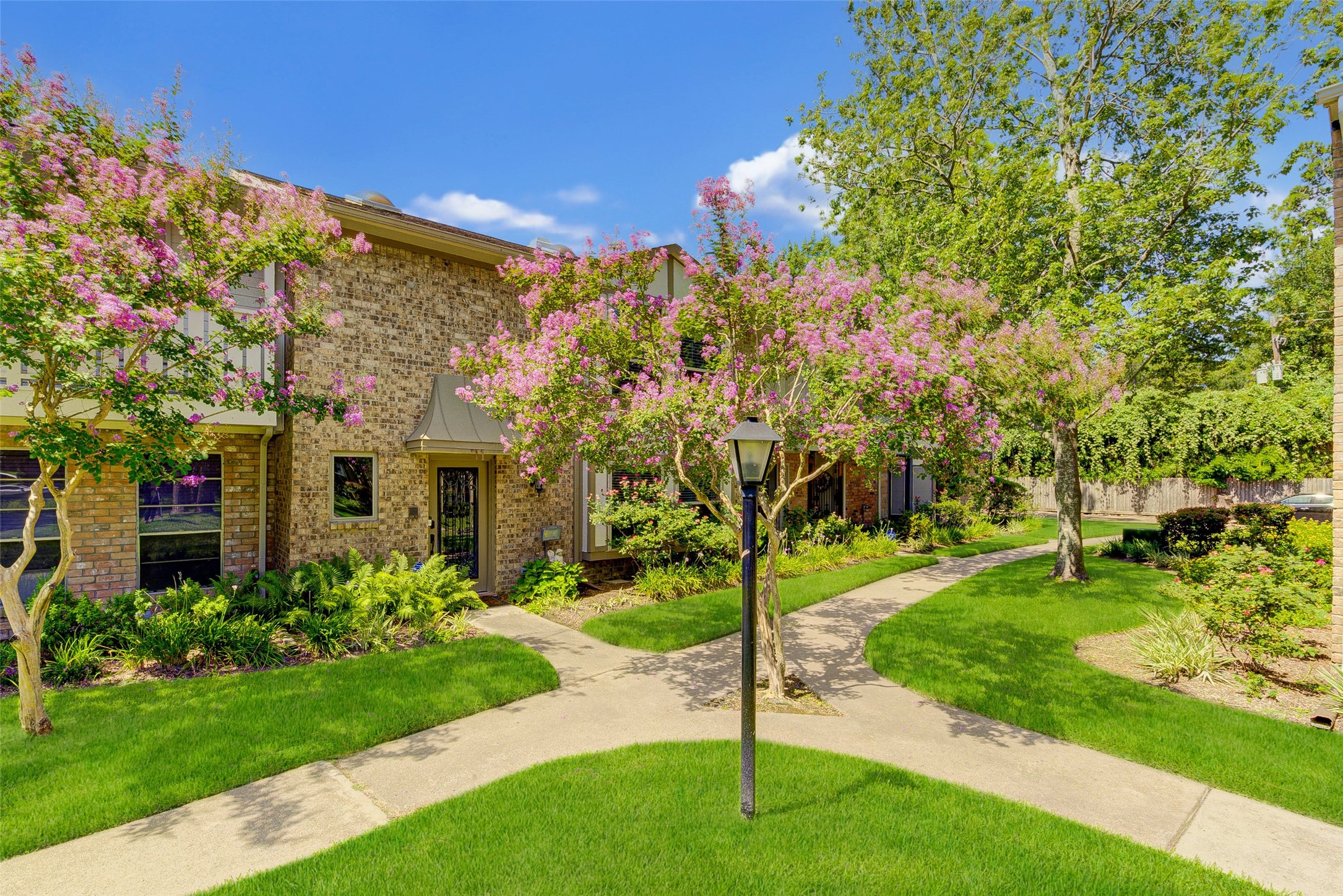 727 Bunker Hill Road 71 Houston TX 77024
