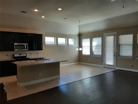 21345 Kings Guild Lane Kingwood TX 77339