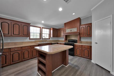 134 Morris Lane Huntsville TX 77320