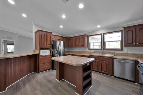 134 Morris Lane Huntsville TX 77320
