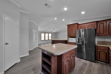 134 Morris Lane Huntsville TX 77320