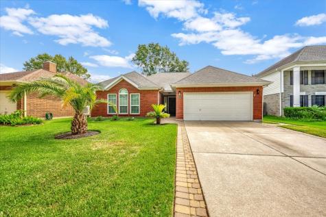 146 Bayou Bend Drive League City TX 77573