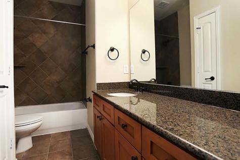 5615 Winsome Villas Lane H Houston TX 77057