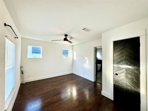 3908 Billingsley Street Houston TX 77009