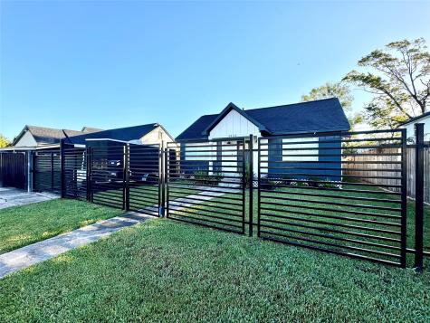 3908 Billingsley Street Houston TX 77009
