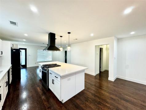 3908 Billingsley Street Houston TX 77009