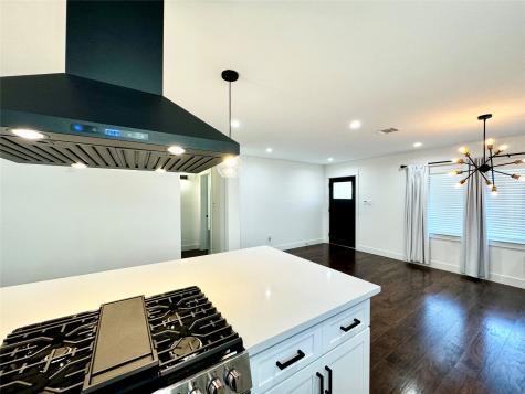 3908 Billingsley Street Houston TX 77009