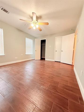 320 Willowick Street Tomball TX 77375