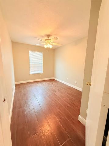 320 Willowick Street Tomball TX 77375