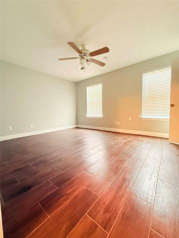 320 Willowick Street Tomball TX 77375