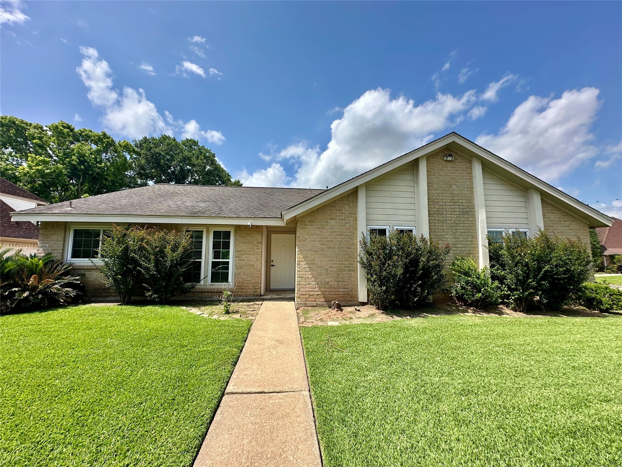 3031 S Blue Meadow Circle Sugar Land TX 77479