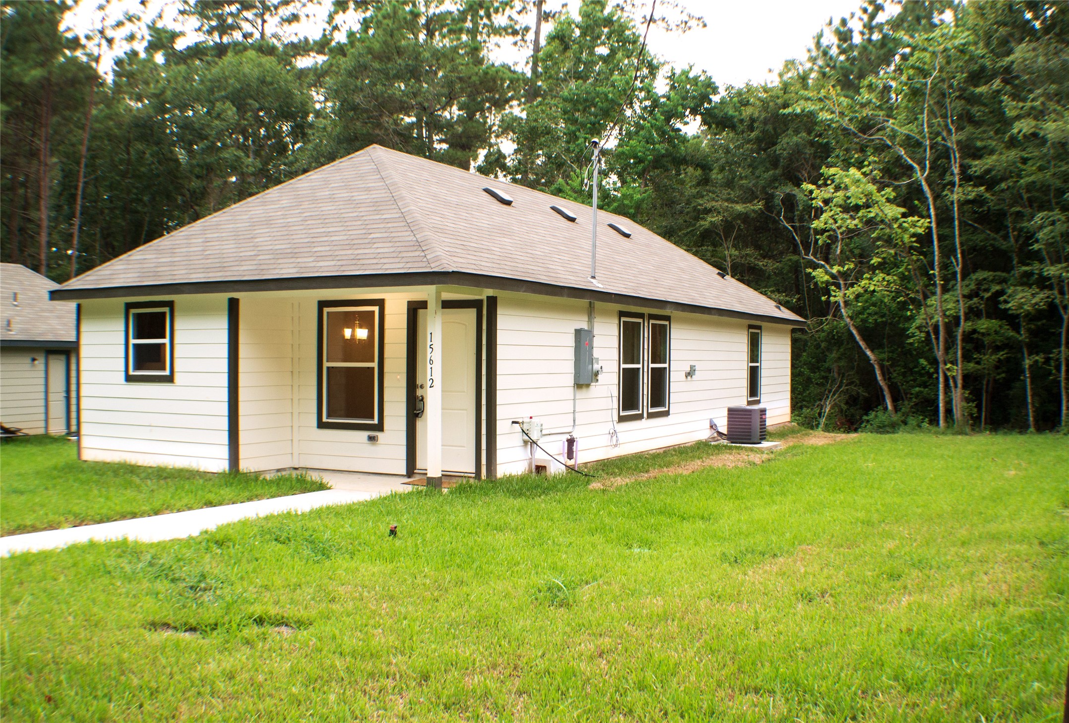 15612 Redwood Lane Montgomery TX 77356