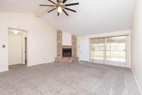 16914 Barkentine Lane Friendswood TX 77546