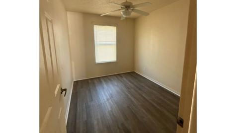 516 Laredo Navasota TX 77868