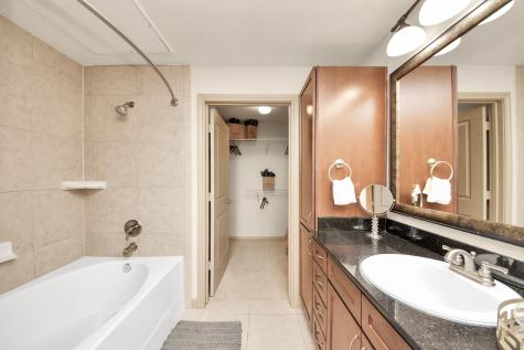 6363 San Felipe Street 241 Houston TX 77057