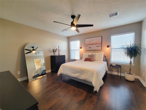 6538 Hawthorne Falls Lane Houston TX 77049